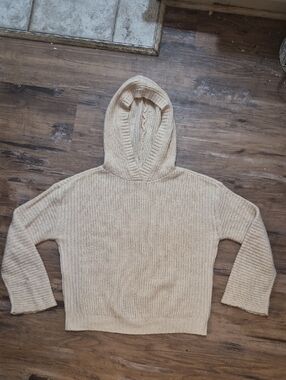 NWOT Abound Cream Knit Hooded Sweater. Womens Medium.